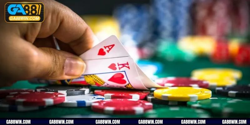 Blackjack có nguồn gốc từ các sòng bài châu Âu với luật chơi đơn giản